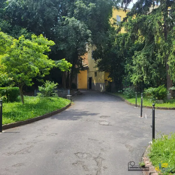 Trilocale via Borgo Santo Stefano 3, Parma