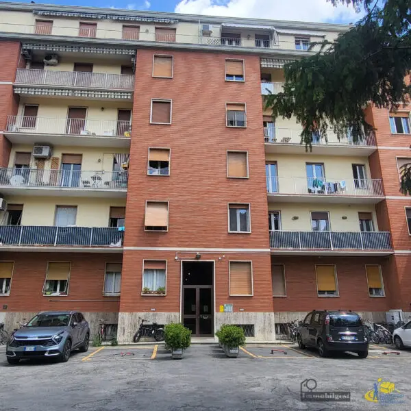 Trilocale via Borgo Santo Stefano 3, Parma