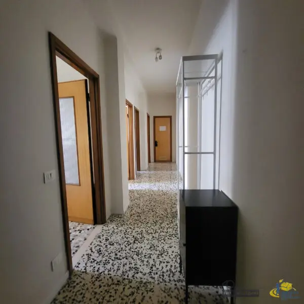 Trilocale via Borgo Santo Stefano 3, Parma