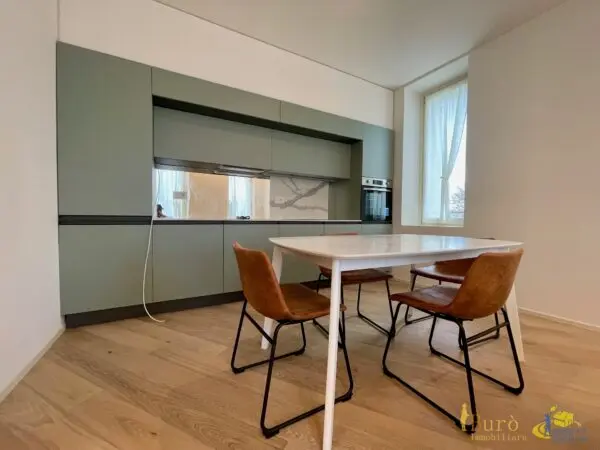 Bilocale viale Rustici, Parma