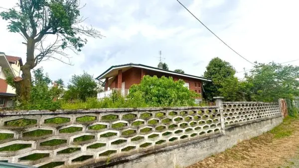 Villa via Chiappè 14, Nole