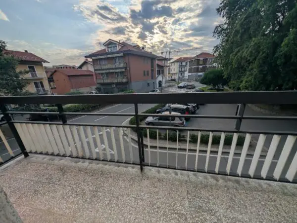 Trilocale via Luigi Cibrario 37, Ciriè