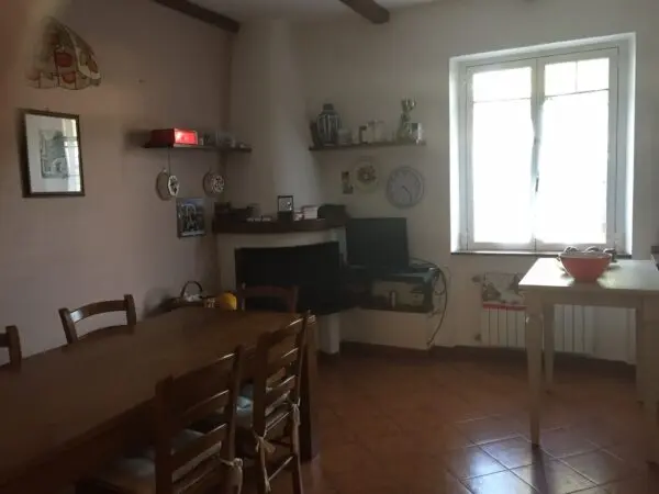 Villa via Xxv Aprile, Castelnuovo Magra