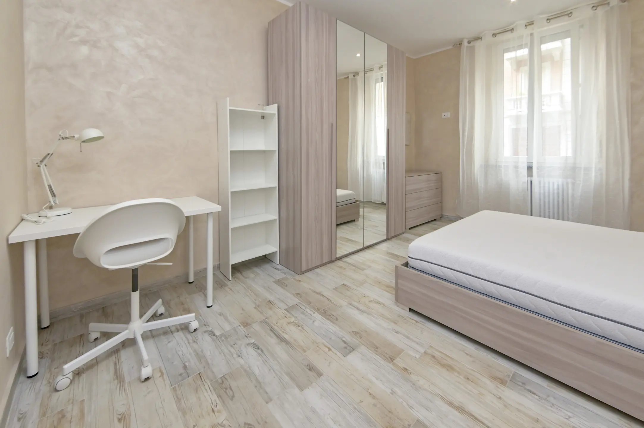 Immagine per Stanza in affitto a Torino via Piedicavallo 42