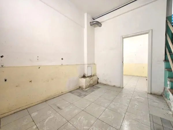 Capannone viale Somalia 47, Roma