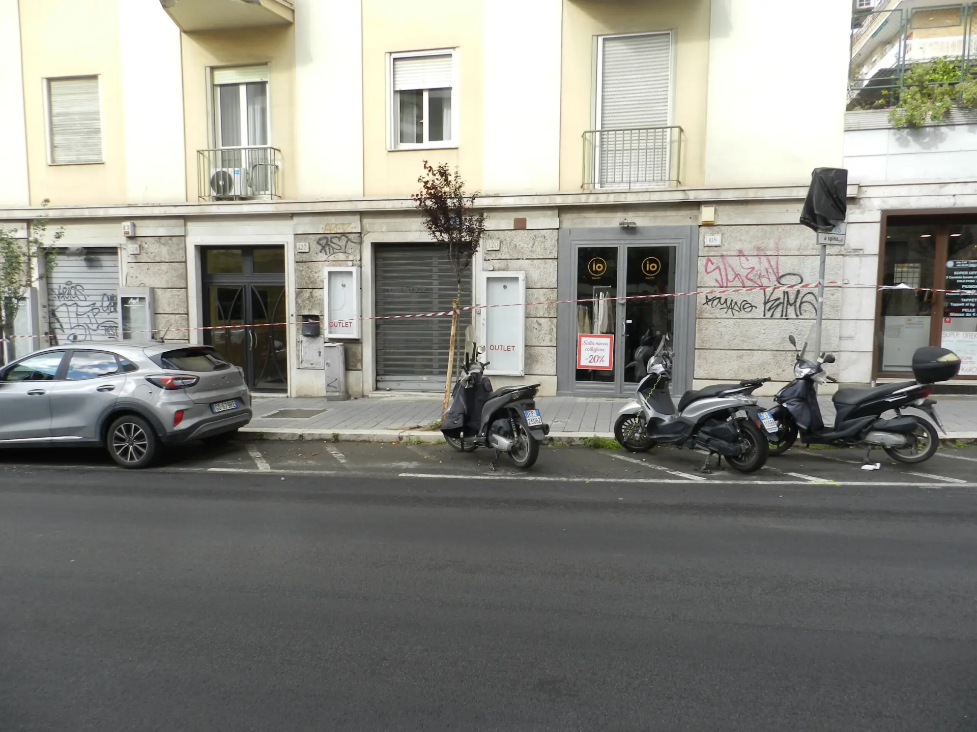 Immagine per Capannone in affitto a Roma via Edoardo Jenner