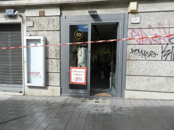 Immagine per Capannone in affitto a Roma via Edoardo Jenner