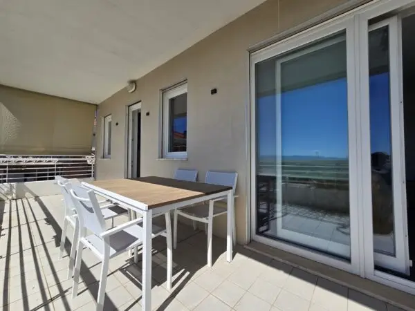 Bilocale via Guglielmo Petroni 38, Roma