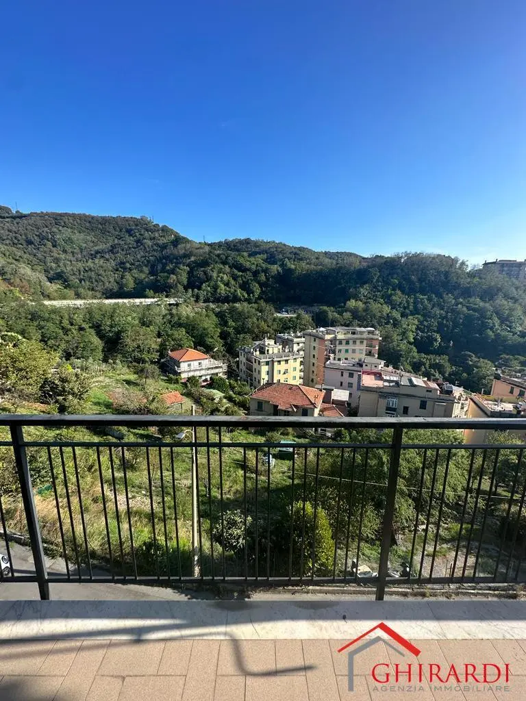 Immagine per Bilocale in affitto a Genova via Sergio Piombelli 50
