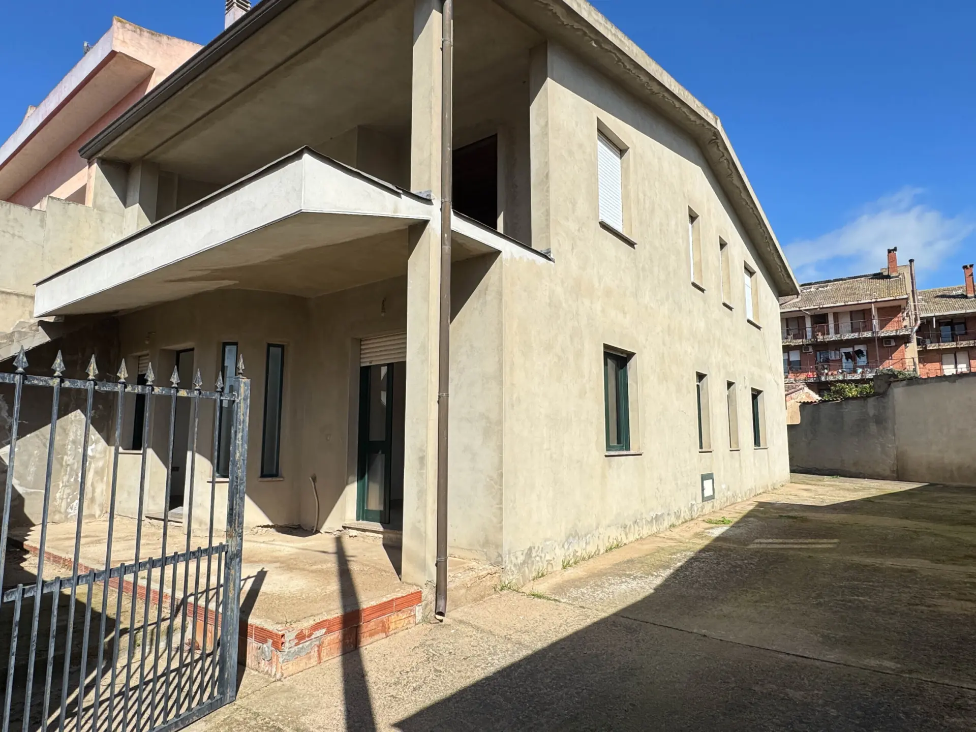 Immagine per Villa trifamiliare in vendita a Uta via Umberto I