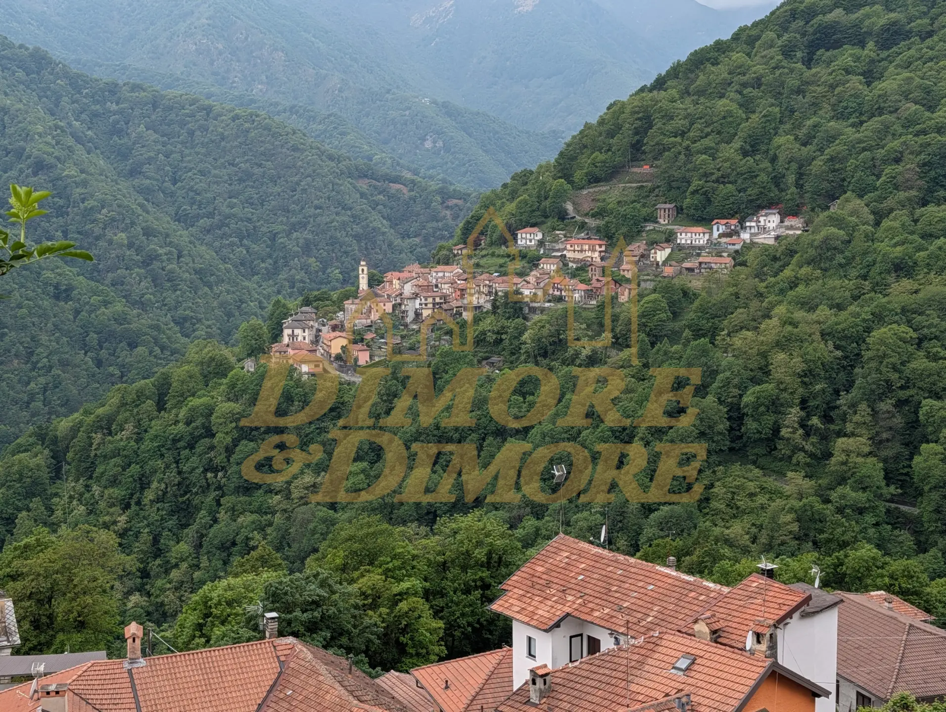 Immagine per Villa in vendita a Loreglia via Xx Settembre