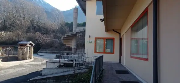 Locale Commerciale via Brendibusio 3, Braone