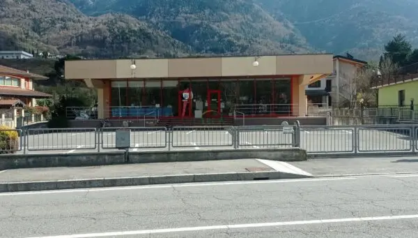 Locale Commerciale via Brendibusio 3, Braone