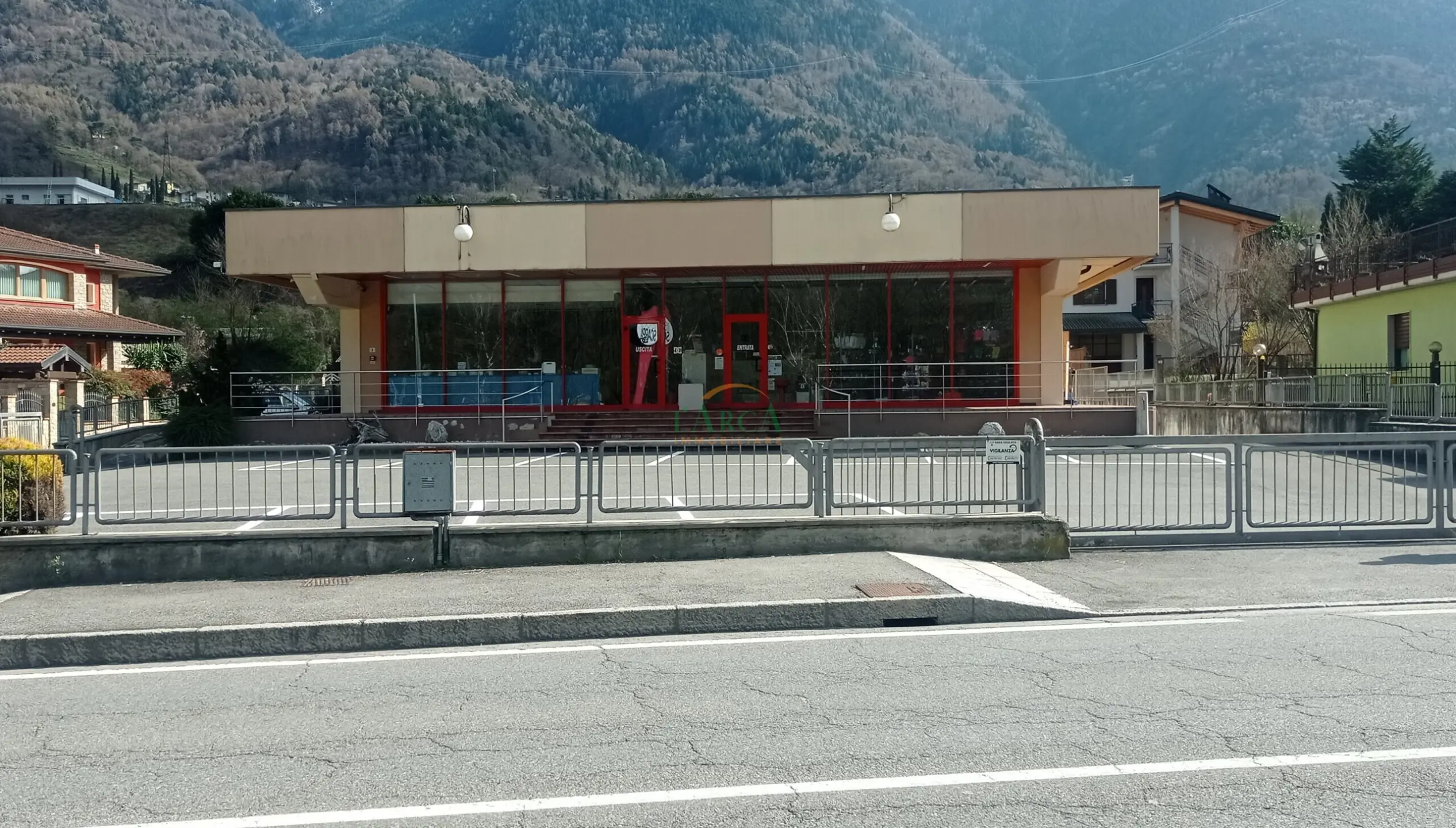 Immagine per Locale commerciale in vendita a Braone via Brendibusio 3