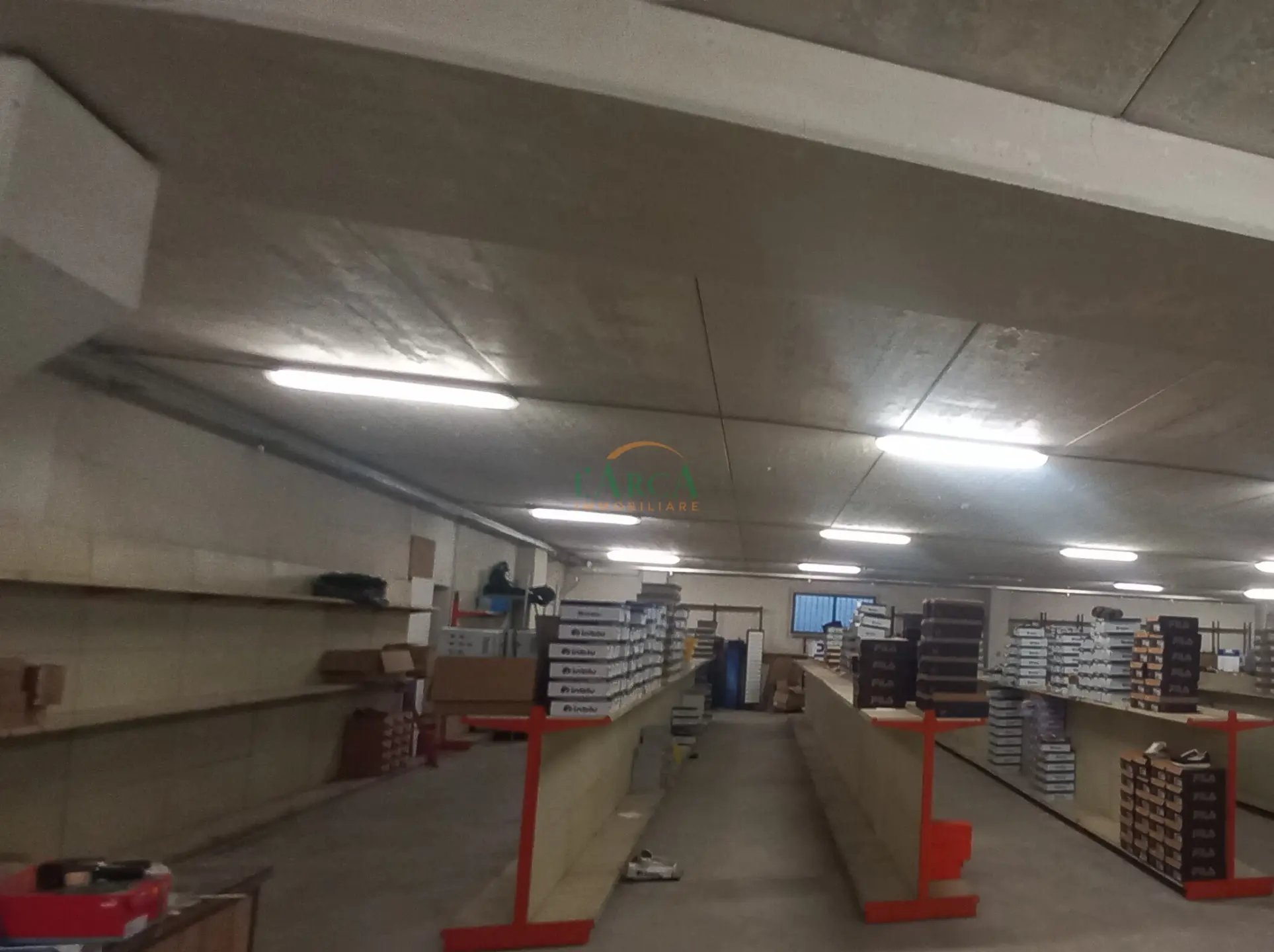 Immagine per Locale commerciale in vendita a Braone via Brendibusio 3
