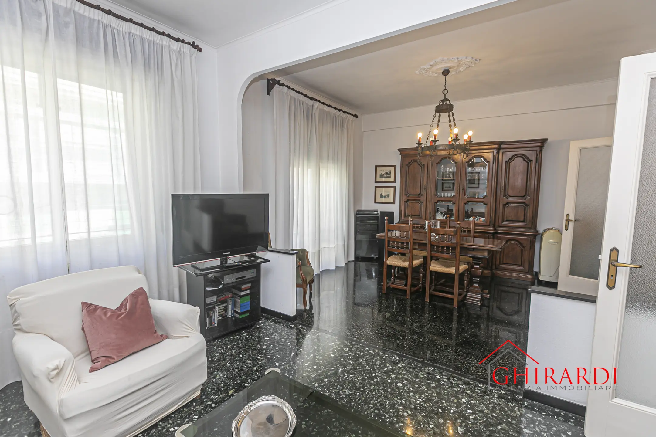Immagine per Bilocale in affitto a Genova via Giovanni Ambrogio Molfino 10