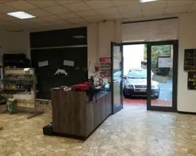 Negozio via Isorelle 40, Savignone