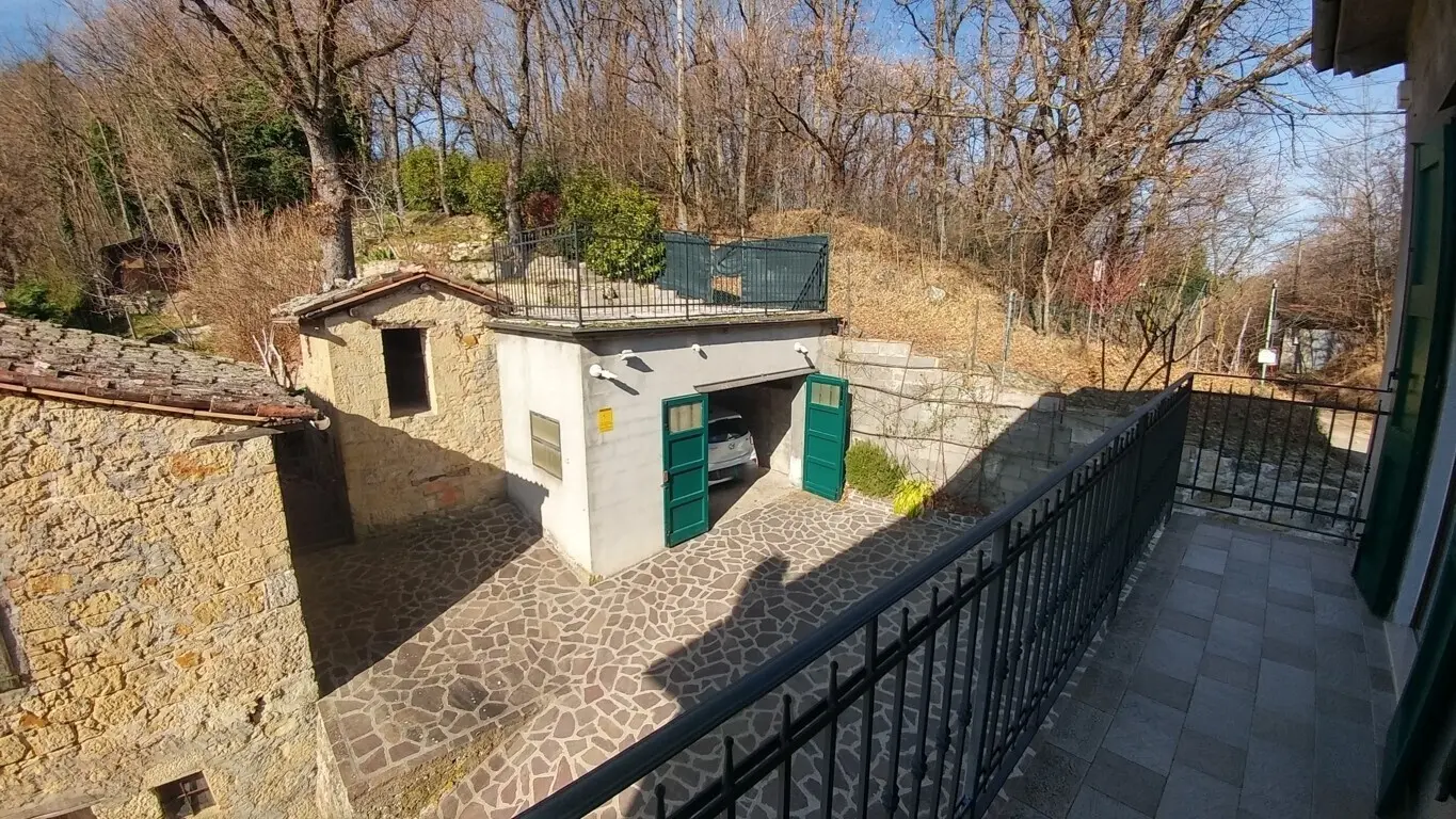 Immagine per Porzione di casa in vendita a Zocca via Serra 381