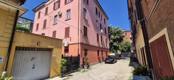 Trilocale via Giovanni Muzzioli, Modena
