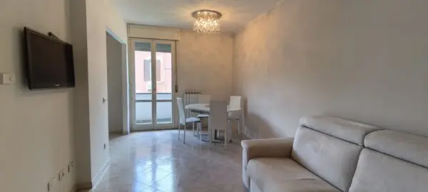Bilocale 190, Modena