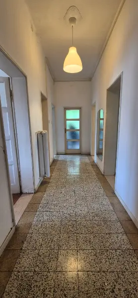 Trilocale viale Raimondo Montecuccoli 4, Modena