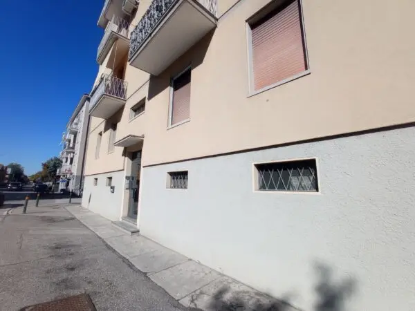 Stanza via Araldi, Modena