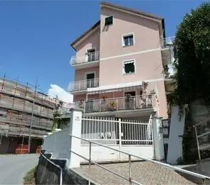 Appartamento via Domenico Carli 90, Serra Riccò