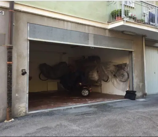 Locale Commerciale via Castagneto 58, Rapallo