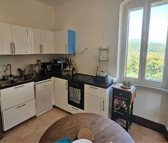 Villa Bifamiliare via Aldo Moro 22, Follo