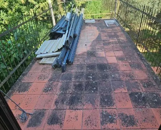 Villa Bifamiliare via Aldo Moro 22, Follo