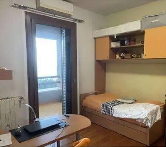 Appartamento 41/4, Arenzano