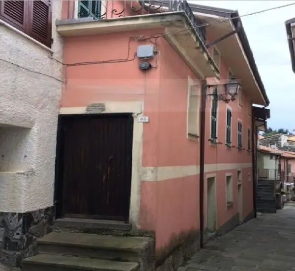 Terratetto via Aldo Moro 46, Carrodano