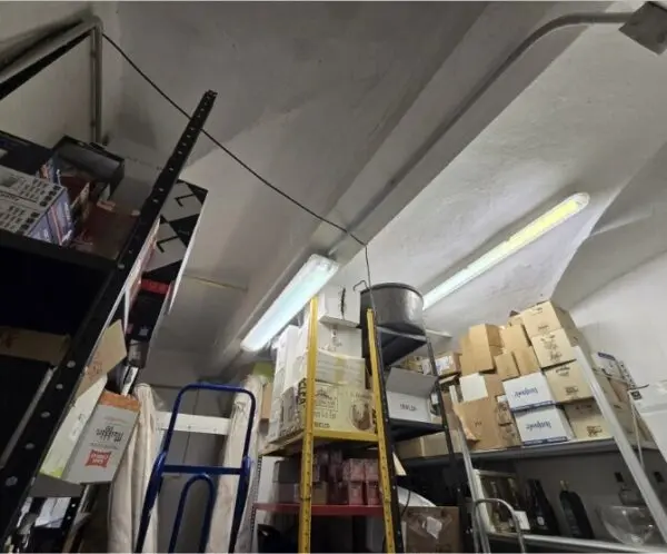 Magazzino Via Vico Delle Carabaghe 36A/R, Genova