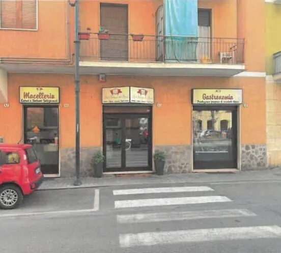 Negozio via Crenna 17, Acqui Terme