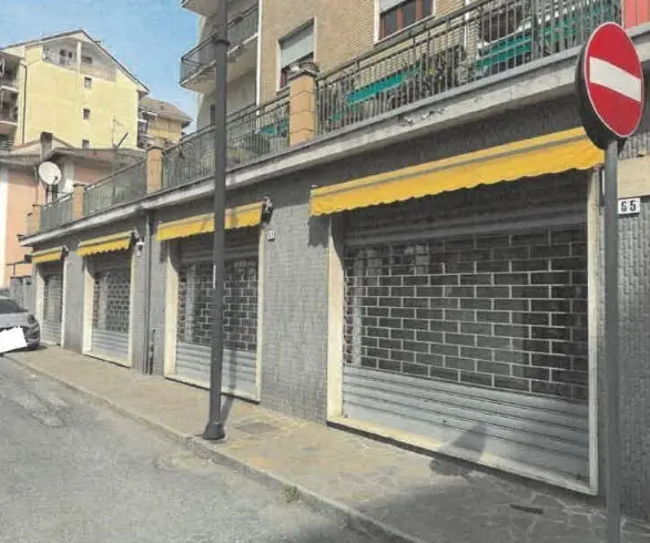 Negozio via Emilia 36, Acqui Terme