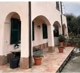 Immagine per Industriale in asta a Sanremo strada Cascine Lunaire 23