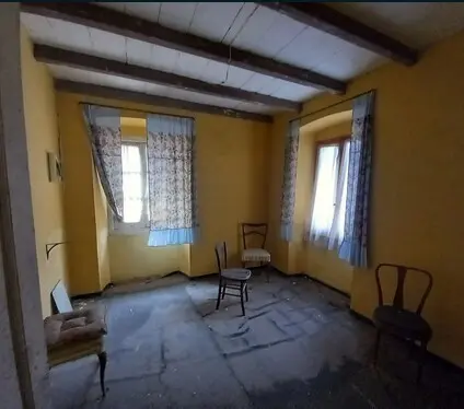 Appartamento via Fieschi 2, Montoggio