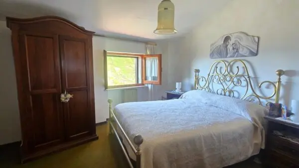 Villa via Sasso Grosso 2, Montecchio