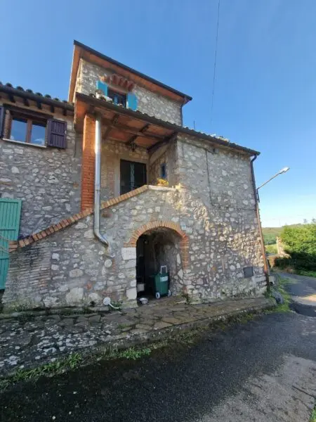 Porzione Di Casa via Dante Alighieri, Guardea