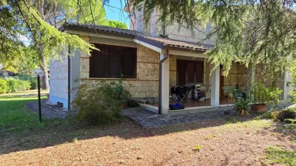 Villa via Del Convento 127, Terni