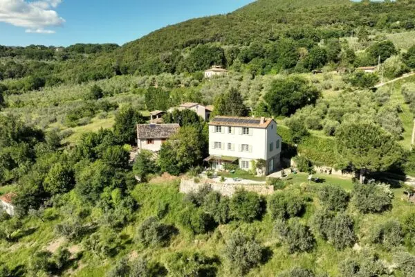 Casale via Località Calanchi 6, Alviano