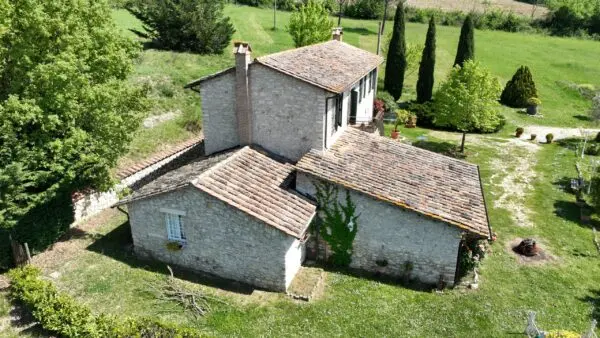 Casale via Selvarella, Guardea