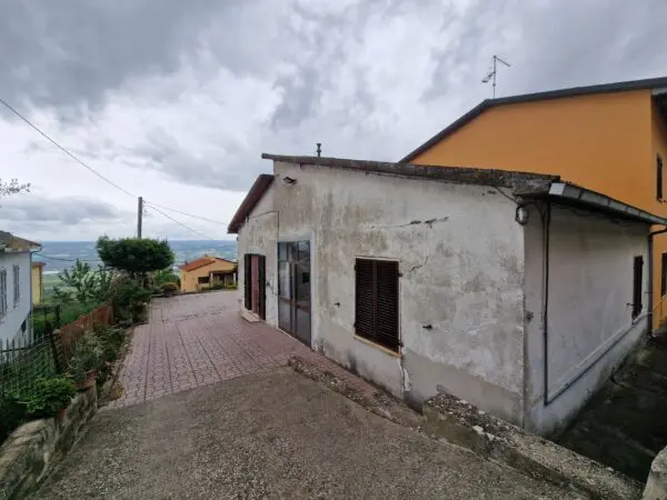 Porzione Di Casa via Località Poggio Nuovo - Casaline 22, Guardea