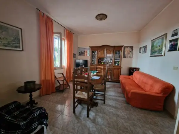 Porzione Di Casa via Località Poggio Nuovo - Casaline 22, Guardea