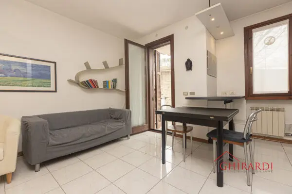 Bilocale viale Villa Gavotti 43, Sestri Ponente, Genova