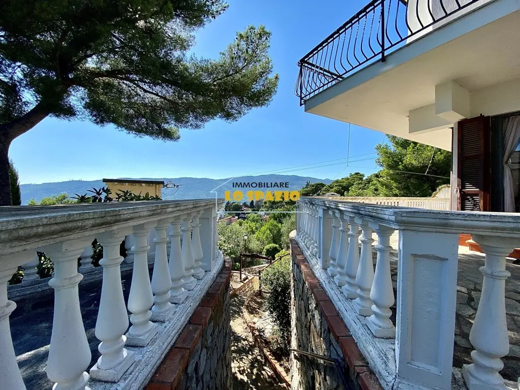 Immagine per Trilocale in vendita a Andora viale Olanda 12