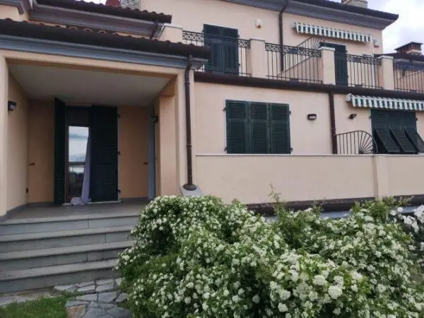 Villa A Schiera via Palvotrisia 131, Castelnuovo Magra