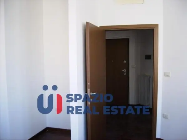 Appartamento via Tirino 14, Pescara