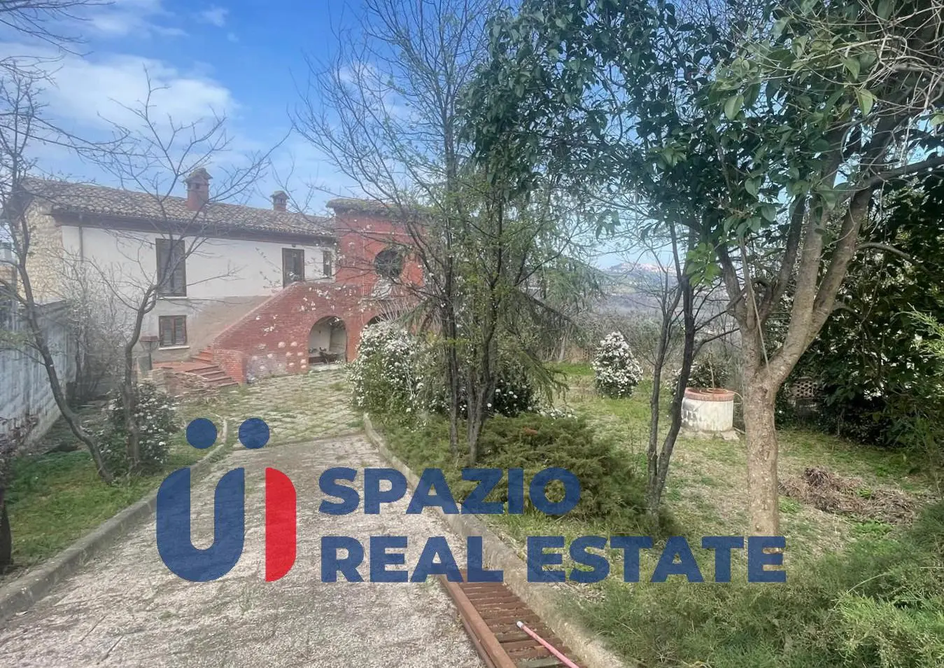 Immagine per Casa indipendente in vendita a Collecorvino via Fino 2 collecorvino