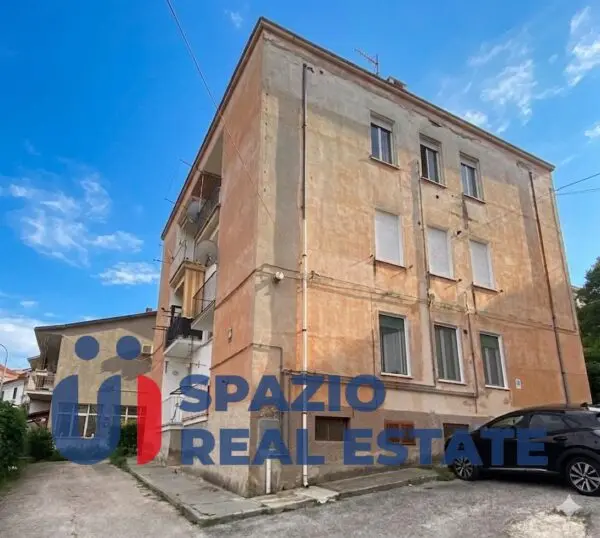 Appartamento via Roma 61, Loreto Aprutino
